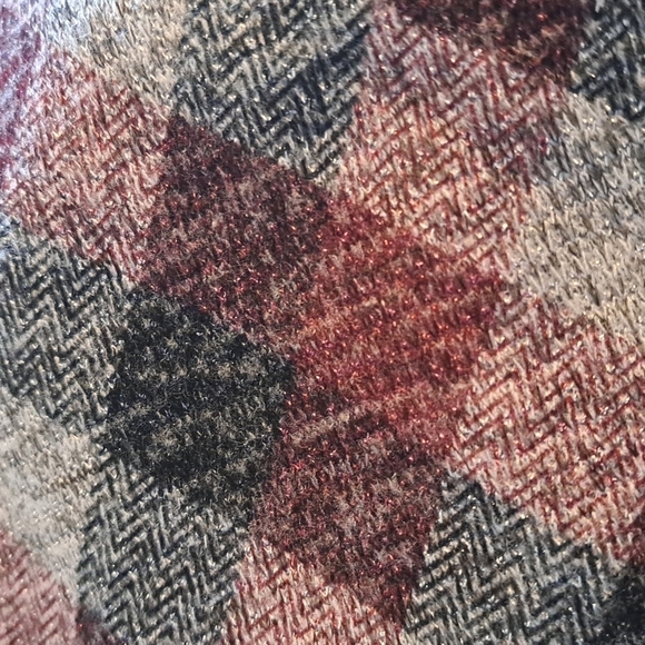 Lane Bryant women's 14/16 cowl neck top diamond design - Picture 7 of 7